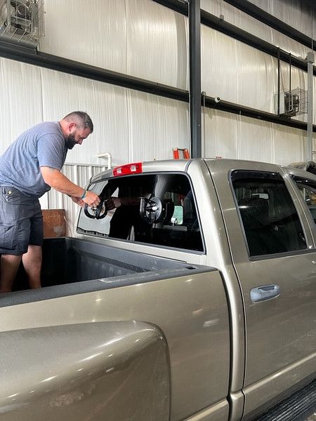 Auto Glass Replacement Services